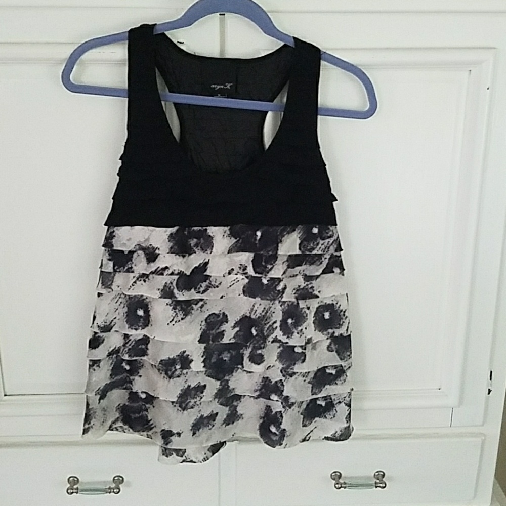 Black printed tank